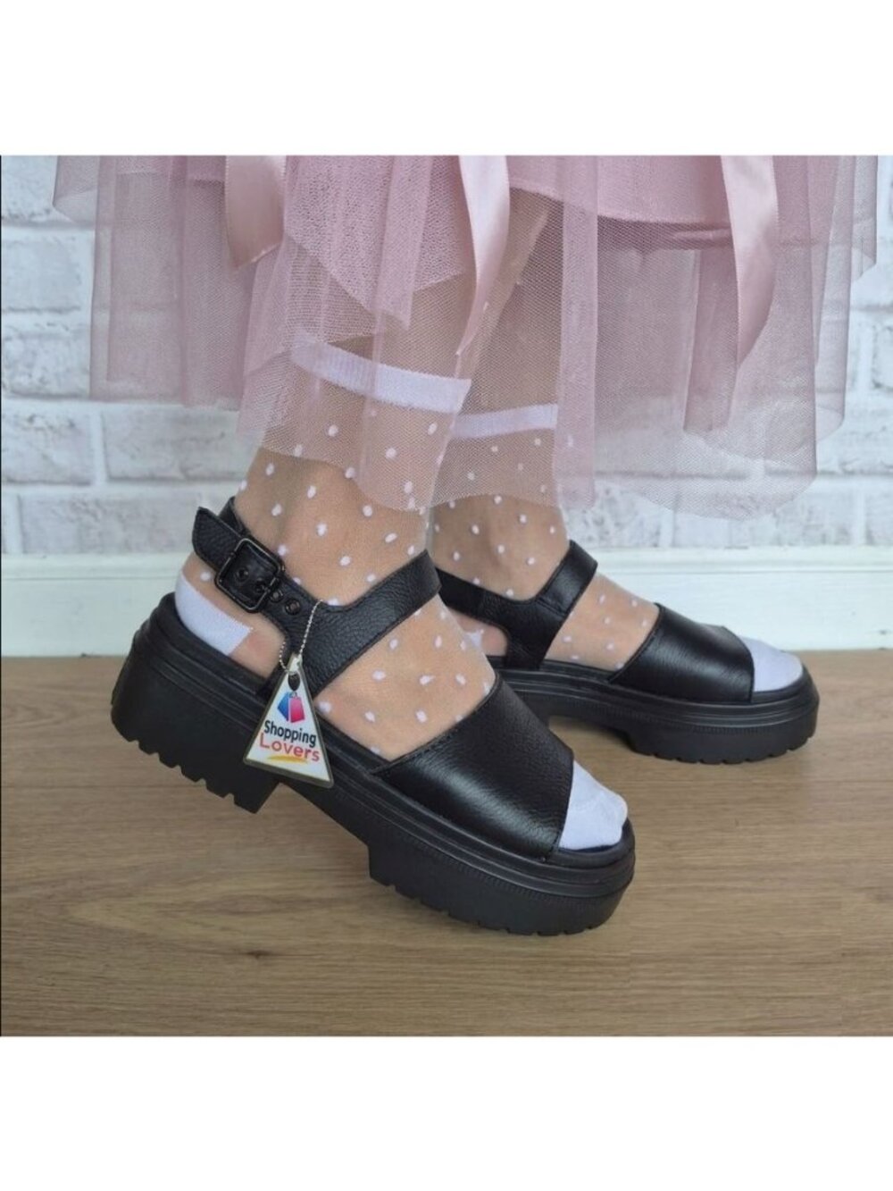 ⭐Converse Chuck Taylor Lugged Heel Size 7 Women's shoes Sandal Black A12189C